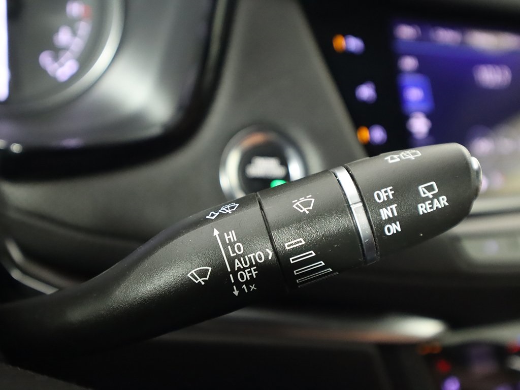 Vehicle image 46 of 70