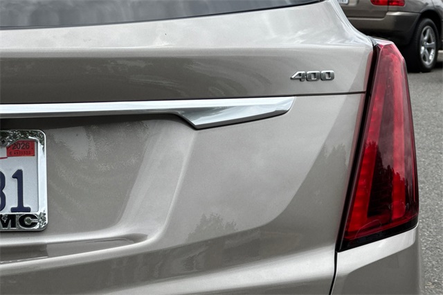 Vehicle image 52 of 58