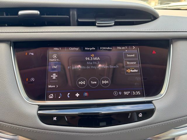 Vehicle image 20 of 26