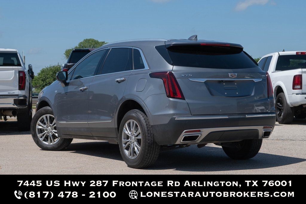 Vehicle image 4 of 22