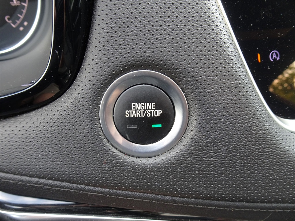 Vehicle image 22 of 23