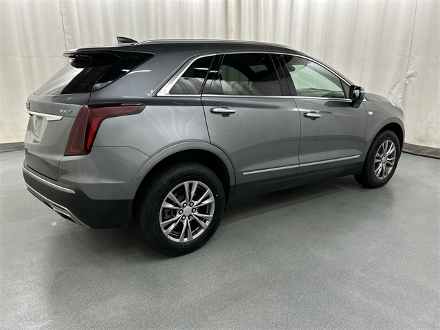 Vehicle image 4 of 31