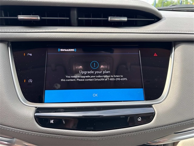 Vehicle image 21 of 35