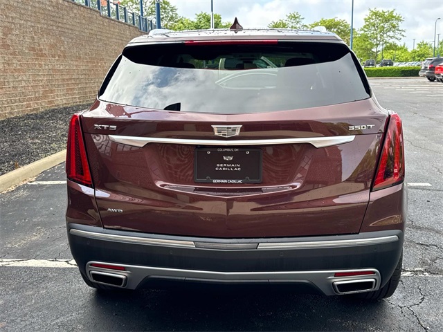 Vehicle image 8 of 35