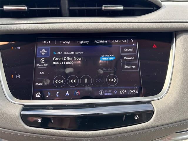Vehicle image 22 of 35