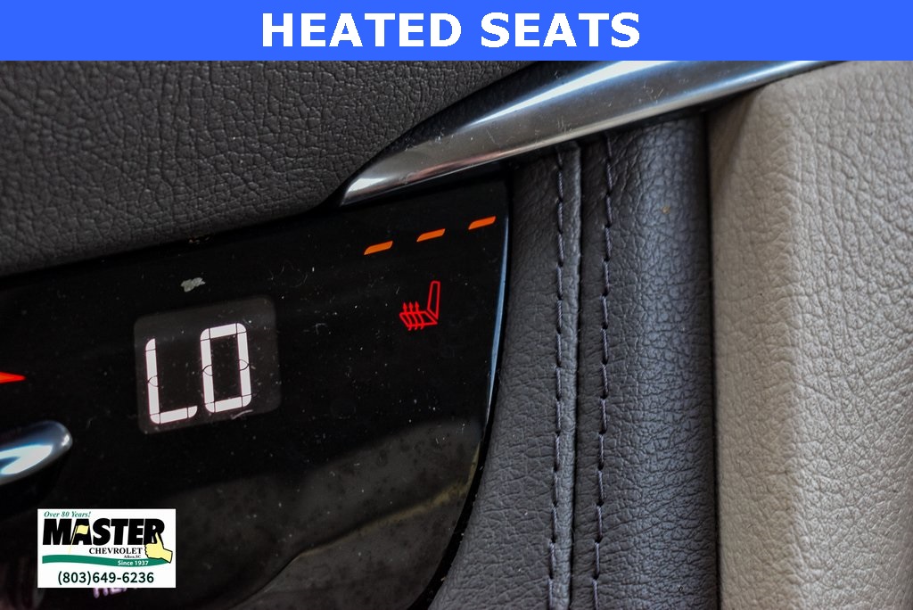 Vehicle image 10 of 29