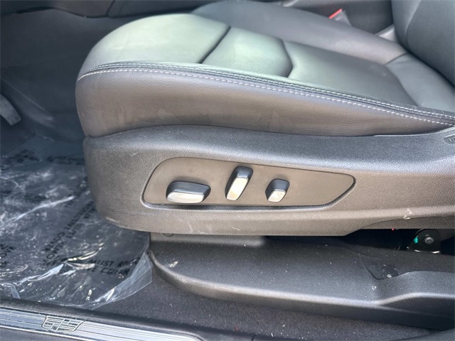 Vehicle image 20 of 21