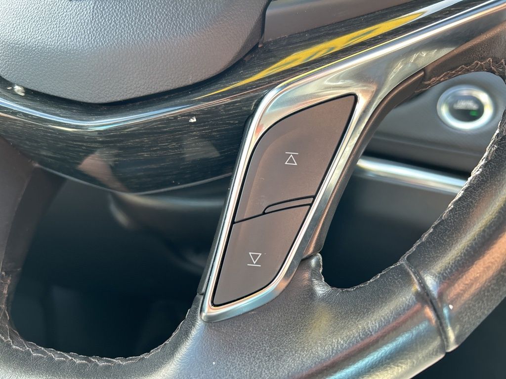Vehicle image 24 of 53
