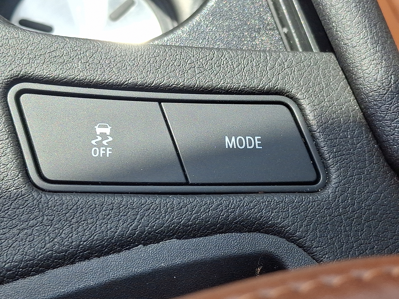 Vehicle image 22 of 30