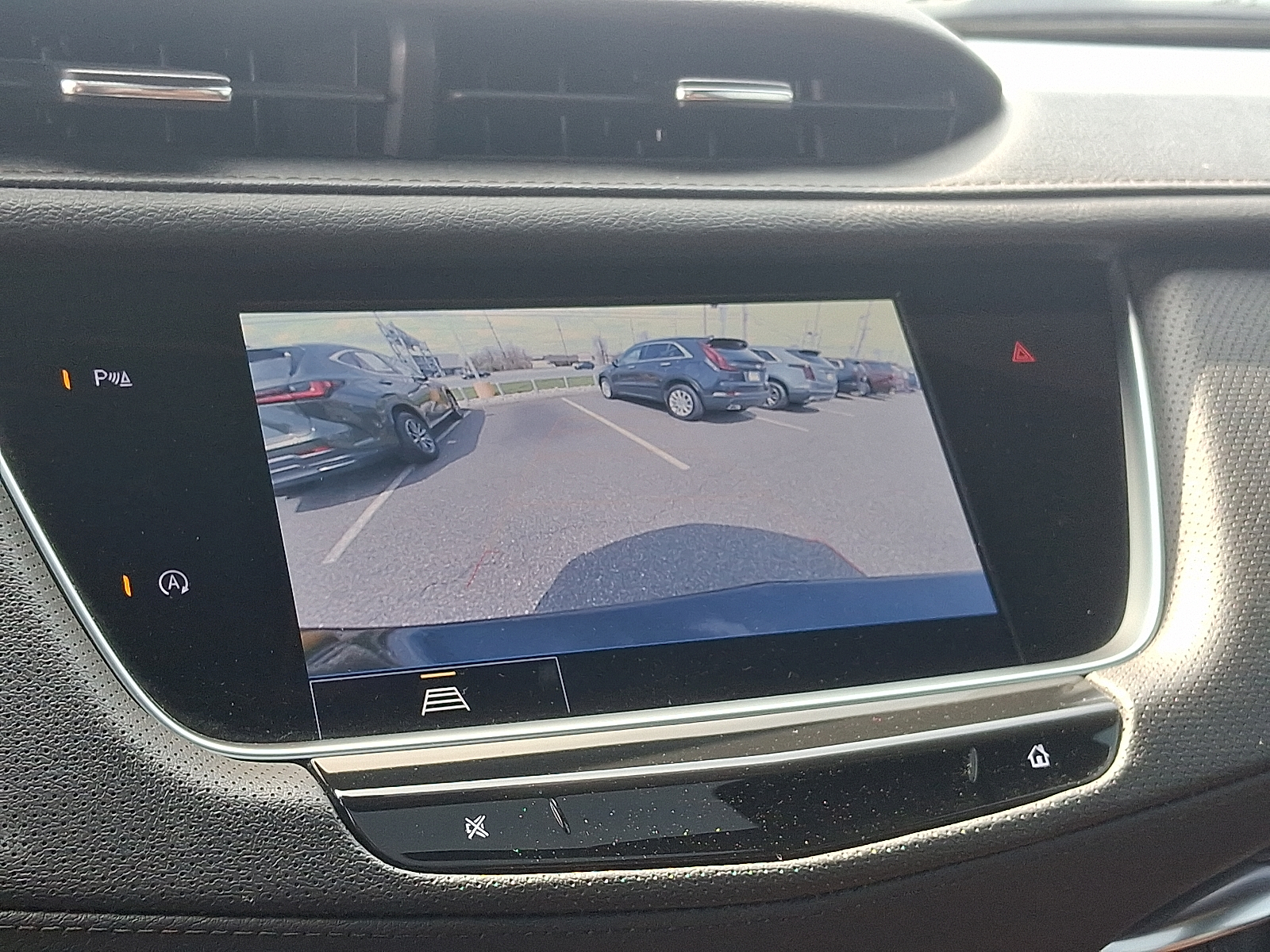 Vehicle image 21 of 30