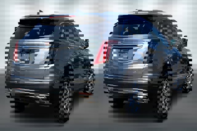 Vehicle image 2 of 32