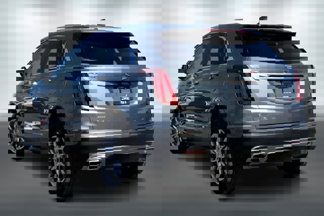 Vehicle image 6 of 32