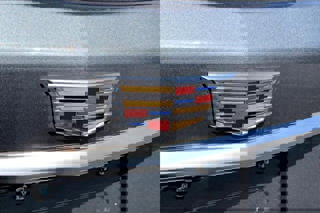 Vehicle image 31 of 32