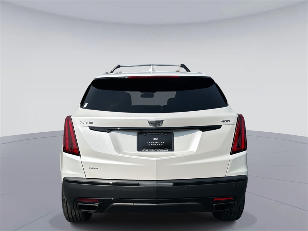 Vehicle image 6 of 38