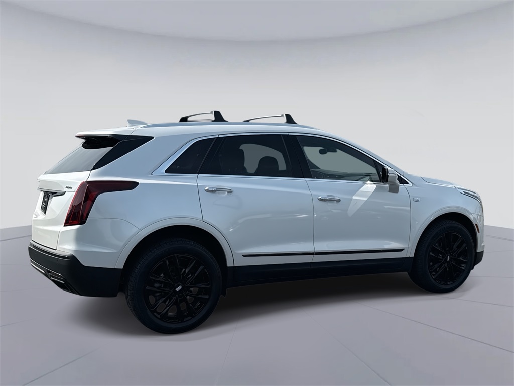 Vehicle image 5 of 38