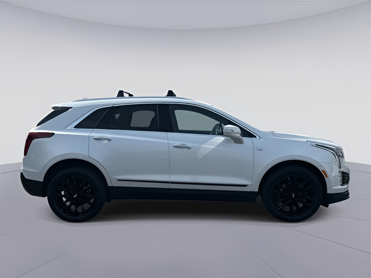 Vehicle image 34 of 38