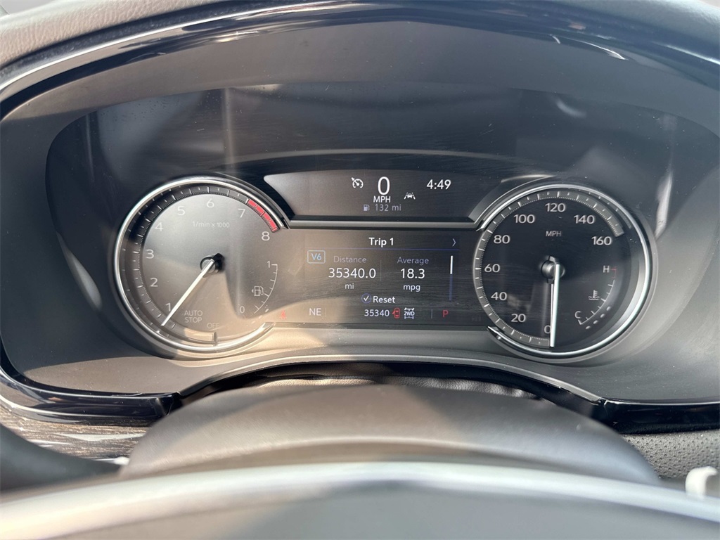 Vehicle image 26 of 38