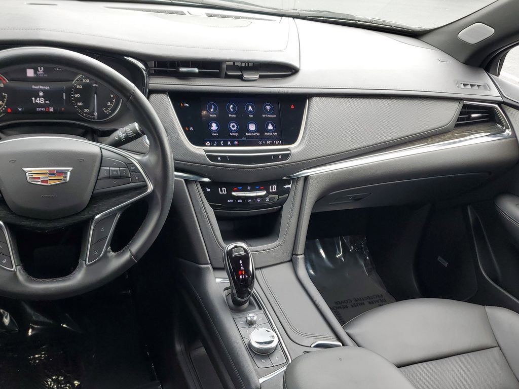 Vehicle image 19 of 32