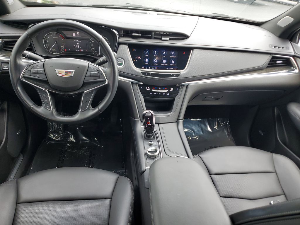 Vehicle image 17 of 32