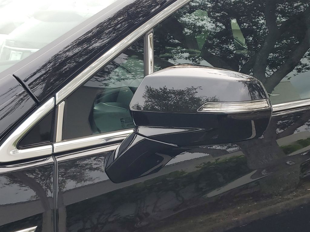 Vehicle image 12 of 32