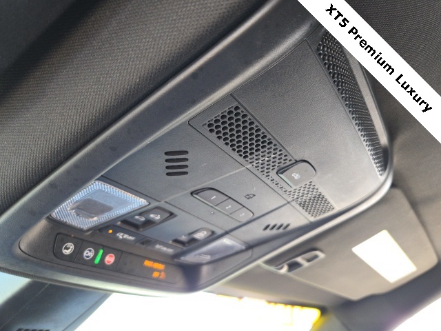 Vehicle image 31 of 37