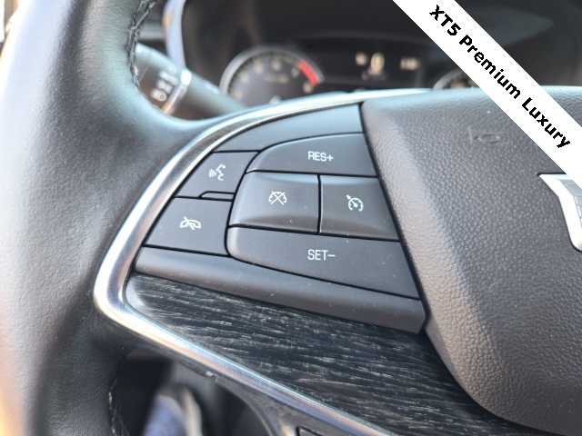 Vehicle image 32 of 37