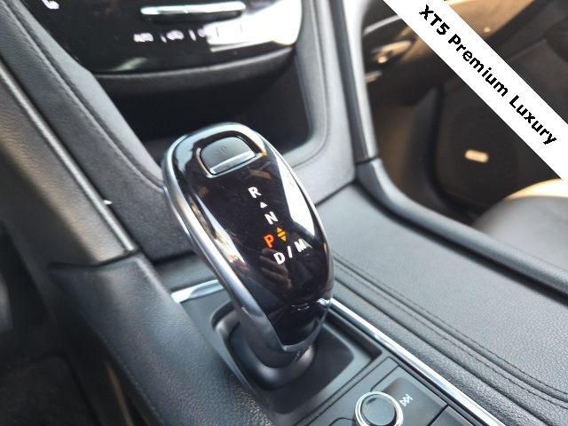 Vehicle image 24 of 37