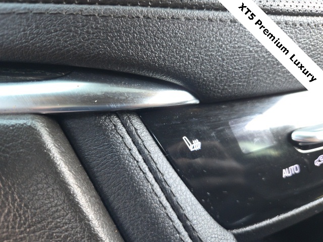 Vehicle image 26 of 37