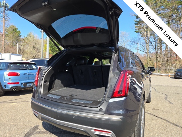 Vehicle image 14 of 37