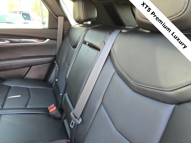 Vehicle image 16 of 37