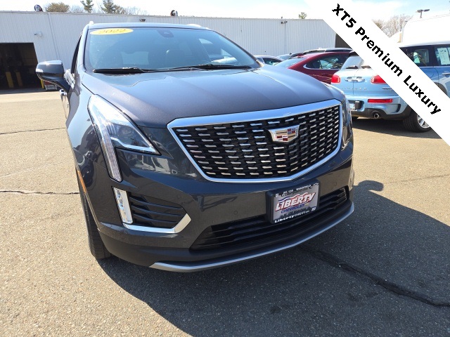 Vehicle image 11 of 37
