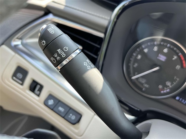 Vehicle image 28 of 29