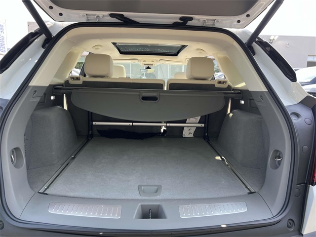 Vehicle image 6 of 29