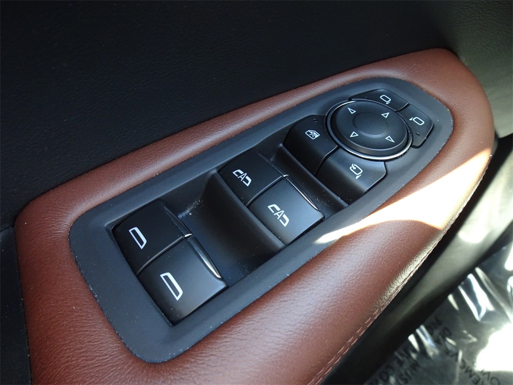 Vehicle image 22 of 23