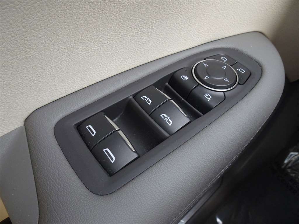 Vehicle image 22 of 22