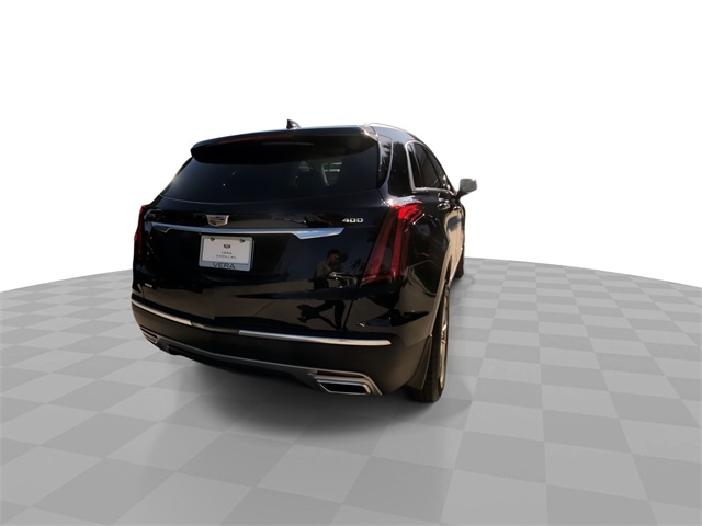 Vehicle image 11 of 28