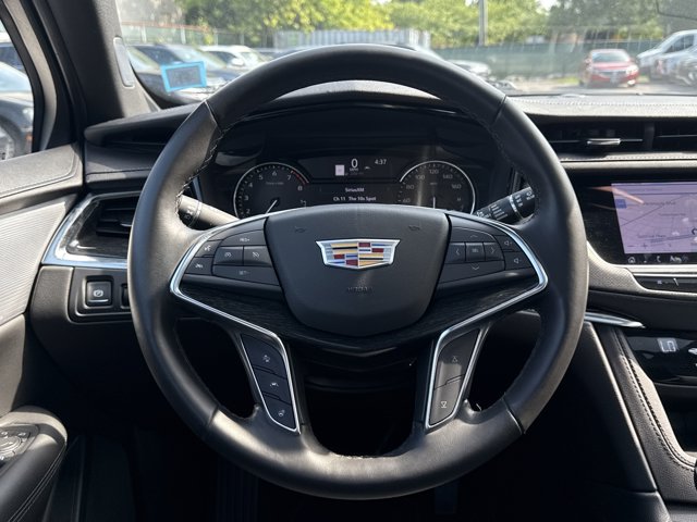 Vehicle image 13 of 42
