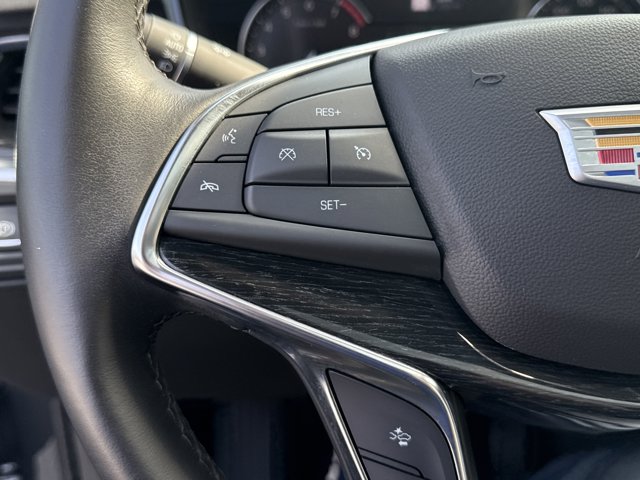 Vehicle image 24 of 42