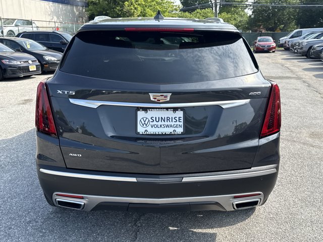 Vehicle image 6 of 42