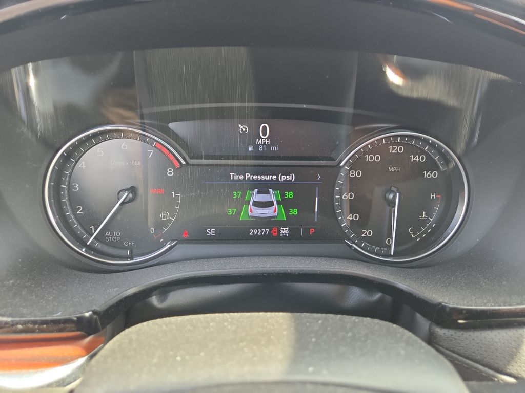 Vehicle image 14 of 25