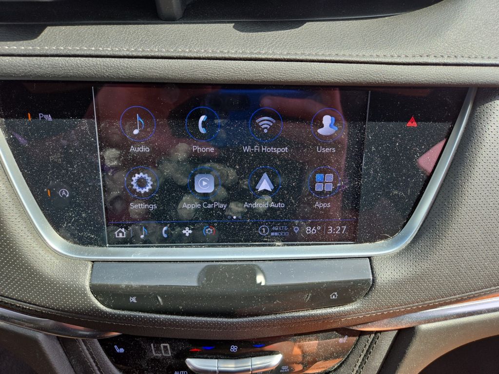 Vehicle image 21 of 25