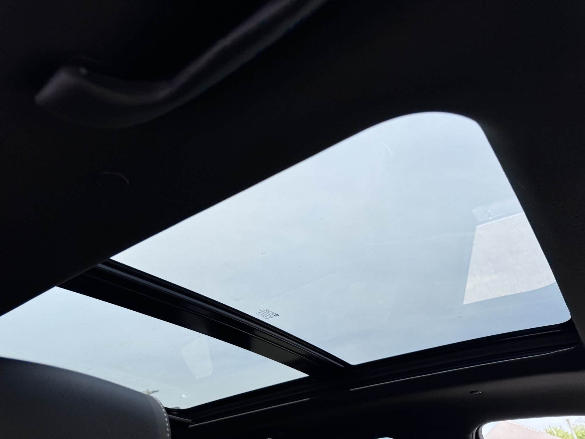 Vehicle image 15 of 22