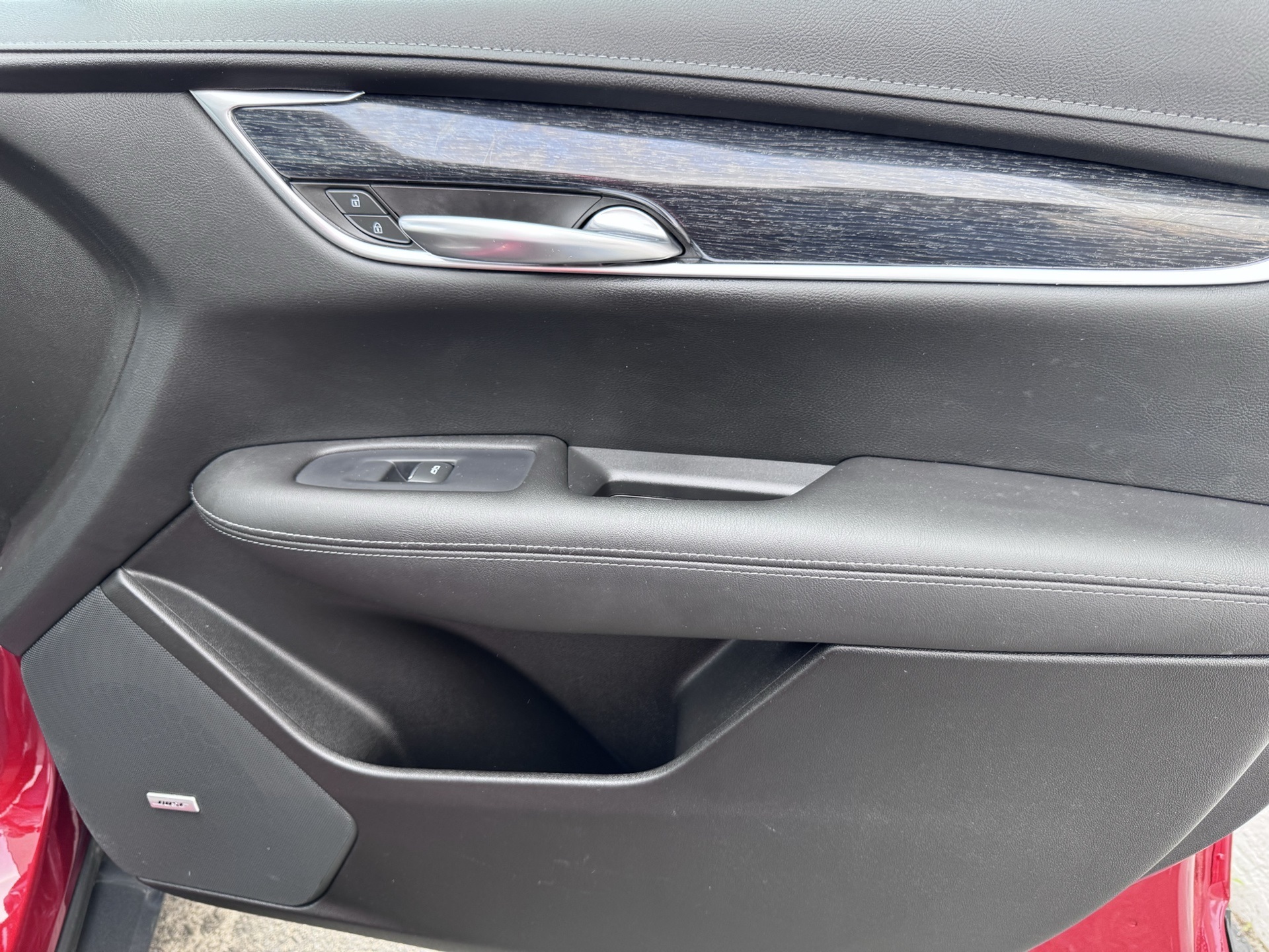 Vehicle image 16 of 22