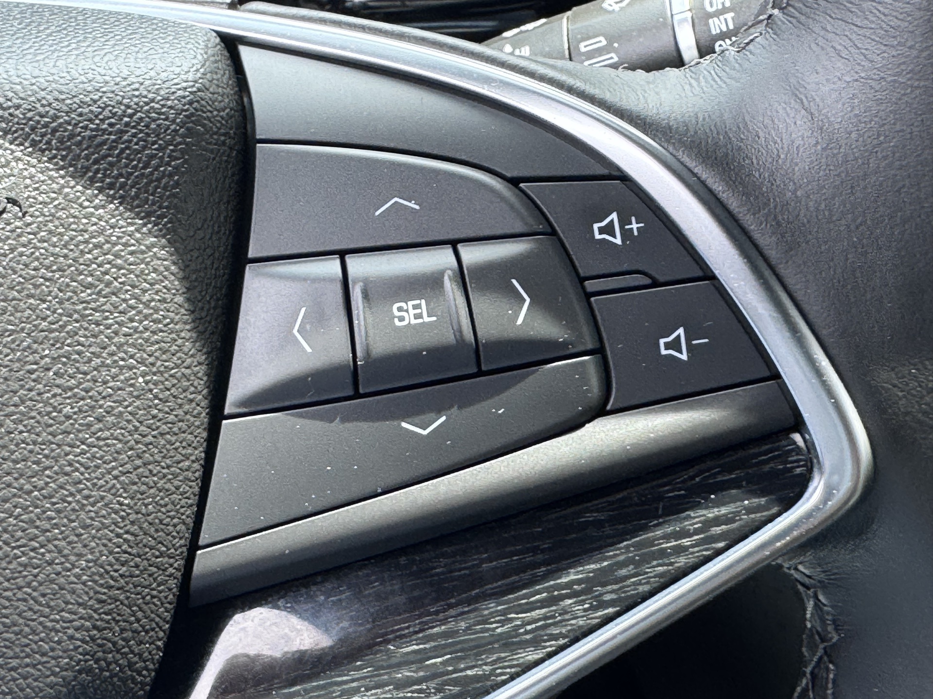 Vehicle image 19 of 22