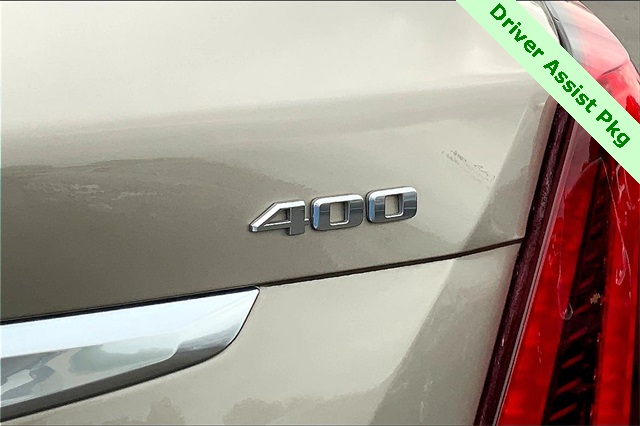 Vehicle image 31 of 32