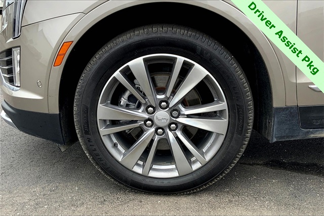 Vehicle image 12 of 32