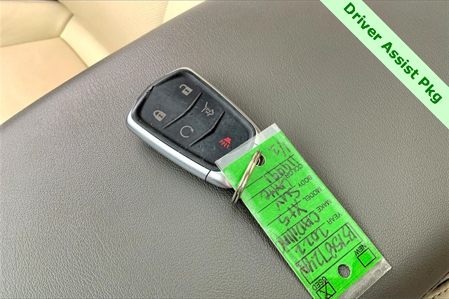 Vehicle image 13 of 32