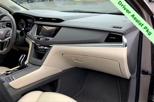Vehicle image 16 of 32