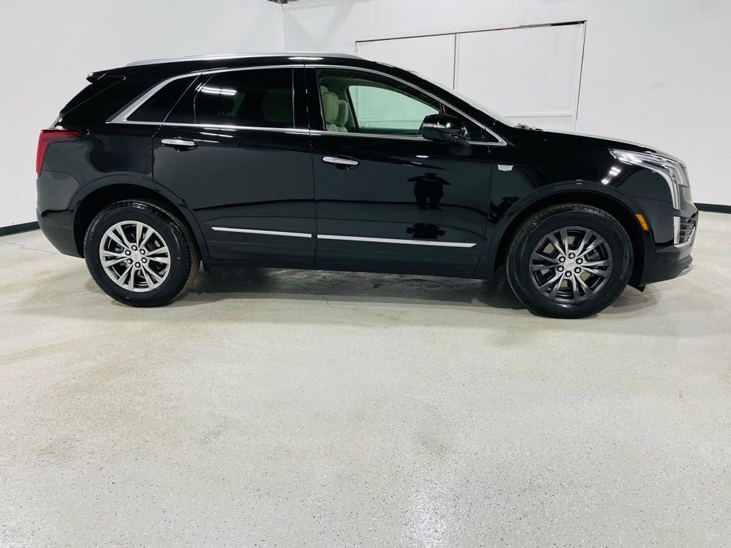 Vehicle image 12 of 48