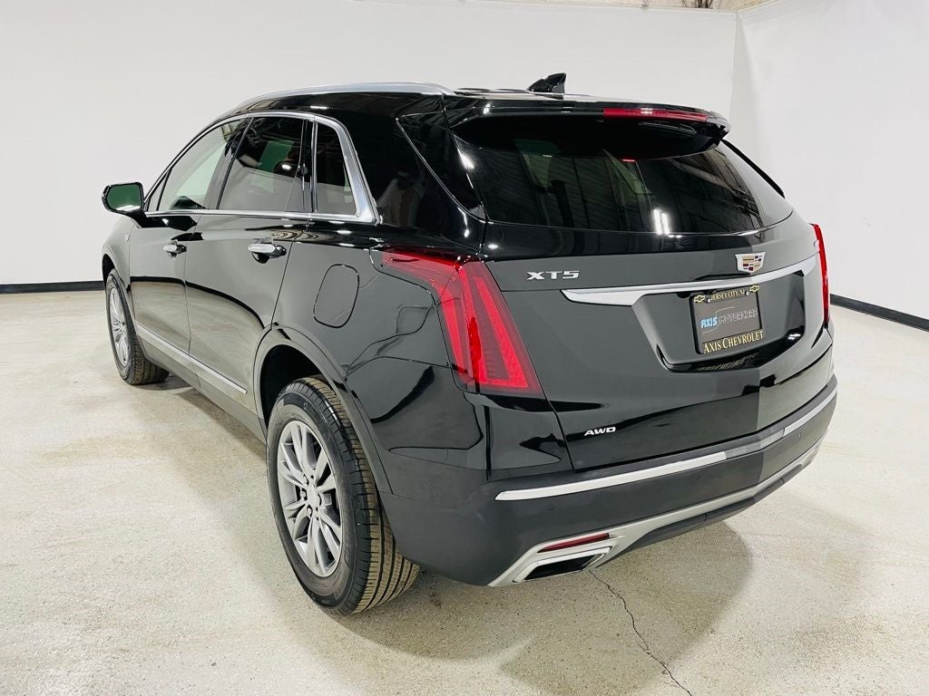 Vehicle image 19 of 48